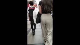止まることなく暴れる下ケツをお持ちのお姉さん