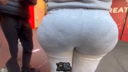 Cumshot on Giant Ass Ebony
