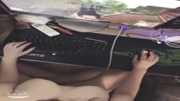 A girl with big breasts plays PUBG without wearing any clothes