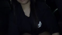 爆乳ミニスカ美女