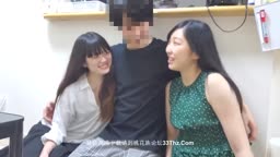 相席で出会った二人と3P