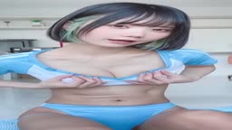 美尻　水色T