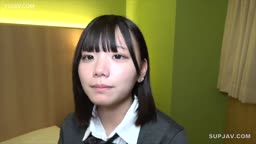 150cm台低身長に剛毛口リマ〇コの女子大生