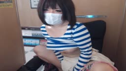 まな露出 4