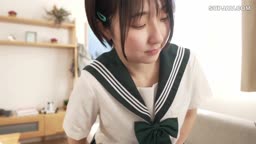 マン肉とマン肉にチ〇コが埋もれる至高のパイパン生素股！3 あふれ出した本物精子をローションがわりにそのままぬるぬるっと挿入しちゃって、思いっきり中出しさせられた…３
