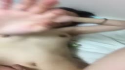 男はただひたすら無心に突く