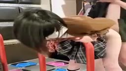 J○と我慢できずにゲーセンでセックス