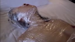 サランラップ　マミフィケーション