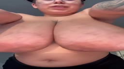 超乳 爆乳