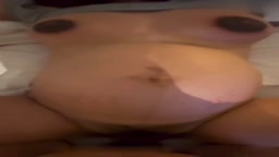 Chinese pregnant babe
