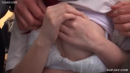 敏感乳首を執拗に弄られて快楽堕ちしたJK(のどか)