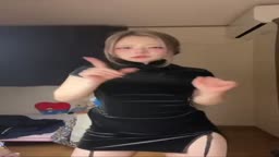 にょっ