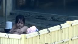 巨乳美人の温泉