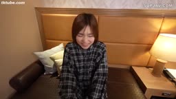 大量潮吹きしちゃう剛毛ちゃん