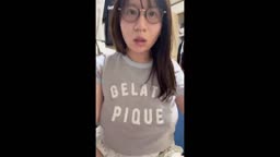 巨乳配信無音