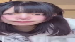 谷と山チラ
