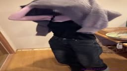 乳揺れバック