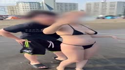 🟩🪽　えちえちな水着で、、（露出）