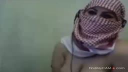 Arab Girl with Big Boobs on Webcam