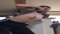 友達とおふざけ