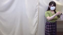 爆乳　着替え