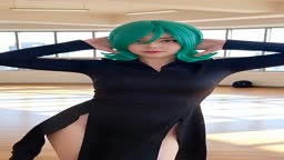 コスプレイヤー