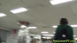 駅のト〇レでしっこ
