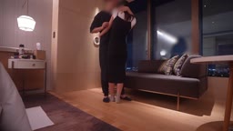 痙攣しながら失神アクメする人妻