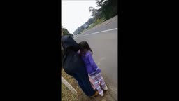 AGARRON EL CULO MAMA CON GRAN CULO -BIG ASS TOUCHING