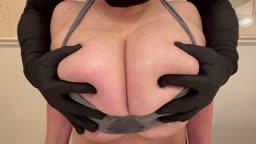 乳揉み