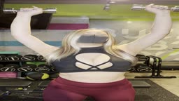 金髪爆乳パーソナル1