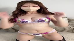 もも