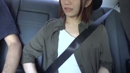 お姉ちゃんと車内フェラ
