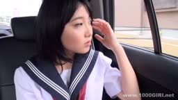 草川栞