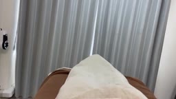 健全店脱毛＿光脱毛痛がってたら保湿オイルをたっぷり塗られ暴発