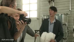 UL-846 ヌードモデルNTR 上司と羞恥に溺れた妻の衝撃的浮気映像 水野朝陽