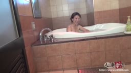 若林由希子