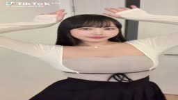 宇佐美りな tiktok