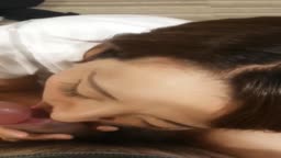 素人人妻フェラ