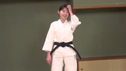 DVMM-292 一般男女モニタリングAV 格闘技女子大生vsセクハラレ●プ魔［柔道∕少林寺拳法∕剣道］