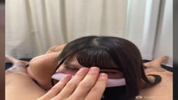 美乳