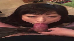 人妻フェラ①