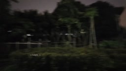 CikaiMoon - シャツのボタンを開けたまま、夜の街を歩くこと