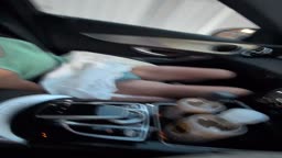 車中寝相悪