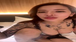 巨乳