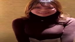 (個)  着衣 ニットの巨乳がエロい