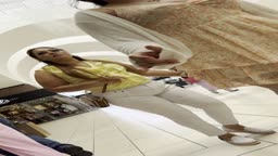 Mall pink flares