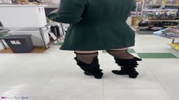 ホームセンターに下着とジャケット一枚で行ってみた