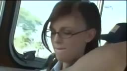 金髪美人をバスで・・・。