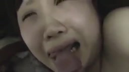 嫌だ嫌だ言いつつちゃんと上下の口でチンポを受け入れる彼女